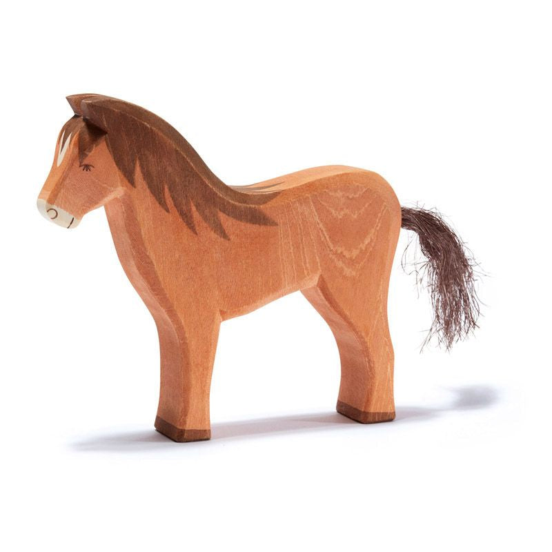 Ostheimer Pferd braun – Holzfigur Pferd & Fohlen