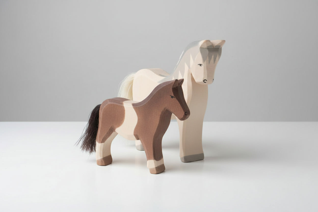 Ostheimer Pferd weiß – Holzfigur Pferd & Pony