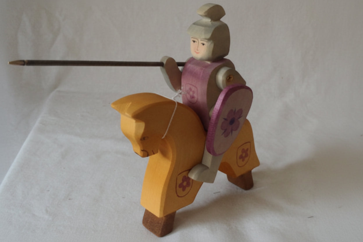 Ostheimer Turnierritter auf Pferd gelb 2-tlg.